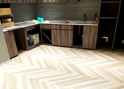 フロアタイル施工